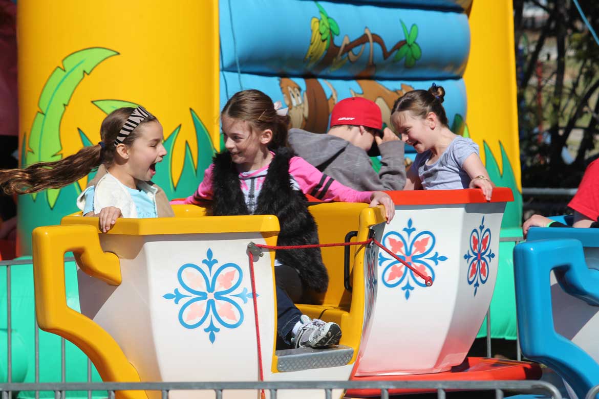 Cup and Saucer ride